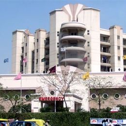 Reviews of Indraprastha Apollo Hospital in Delhi, India