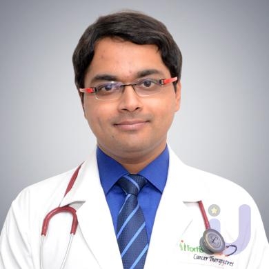 Reviews of Dr. Rajat Bajaj - Best Medical Oncologist in India