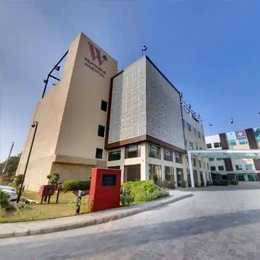 Reviews of W Pratiksha Hospital in Delhi, India